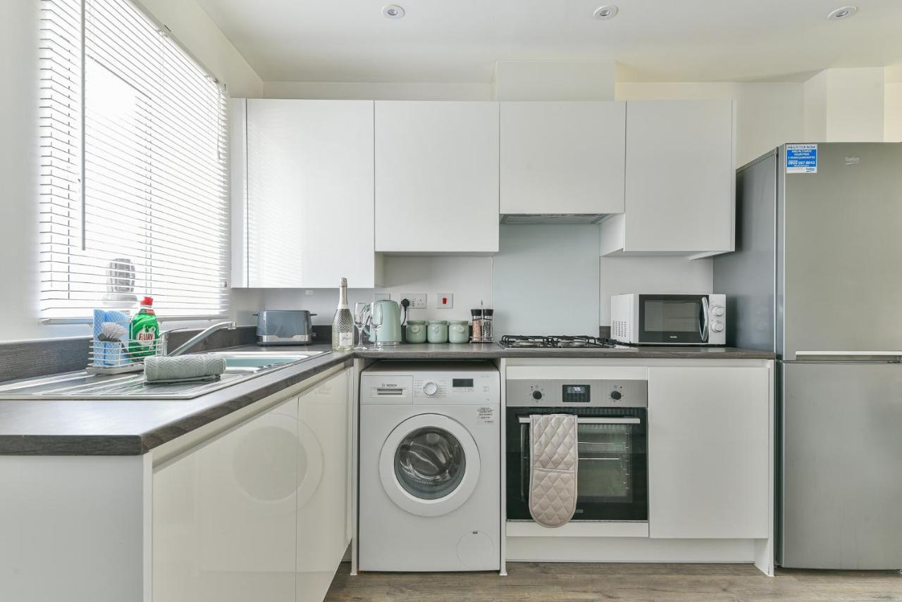 Beautiful New House In Derby For Up To 5 Guests, Suitable For Families Contractors Nhs Staff Etc Esterno foto